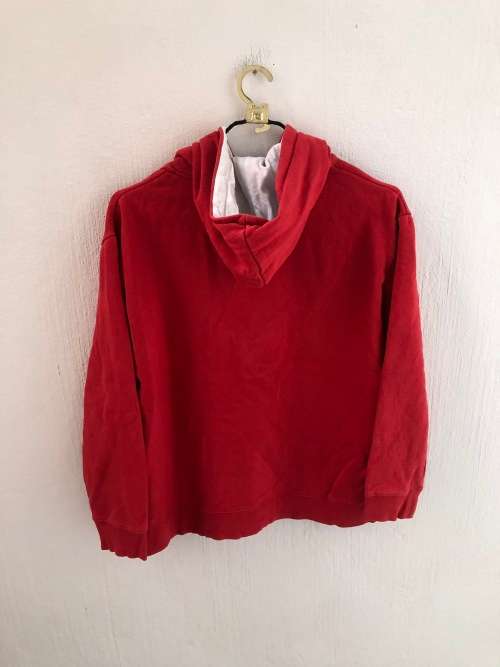 Red `FC Bayern Muchen` Sweat Shirt (Medium)