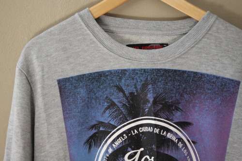 Grey `Los Angeles` Sweat Shirt (Medium / Large)