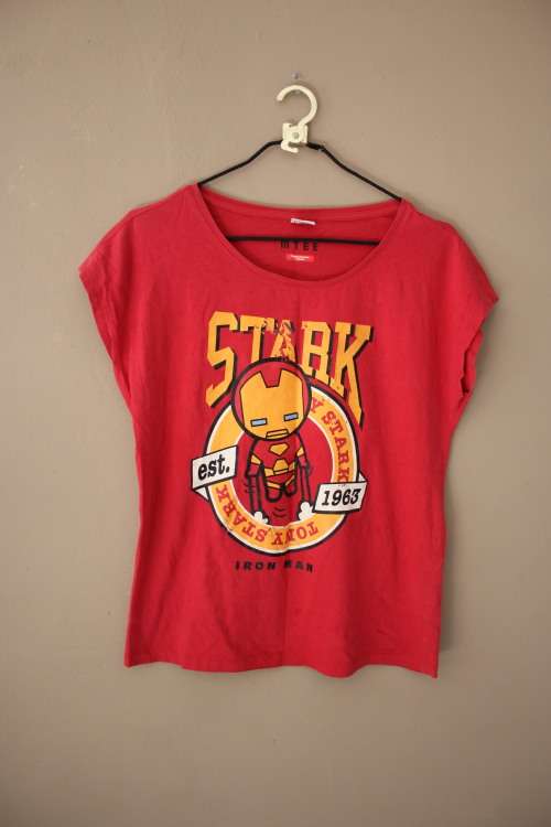 Iron Man T Shirt (Small)