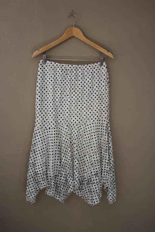 Black and White Oasis Midi Skirt (Size 10)