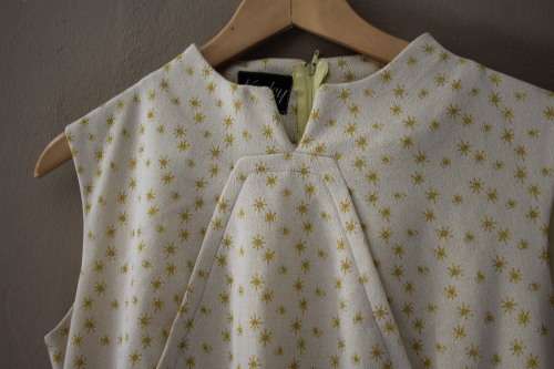 Vintage Retro 60`s Sleeveless Dress (Size 38)