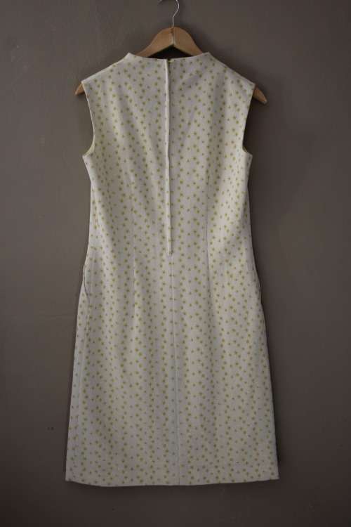 Vintage Retro 60`s Sleeveless Dress (Size 38)