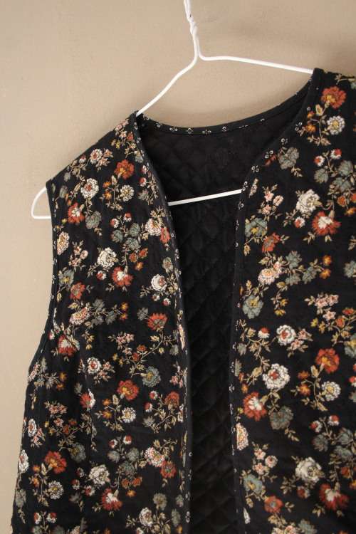 Vintage Floral Waist Coat (Small)