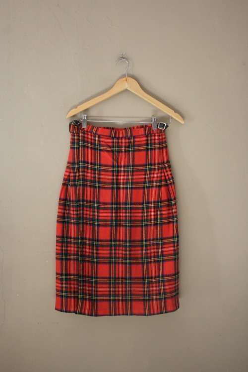 Vintage Scottish Tartan Kilt (UK size 14)