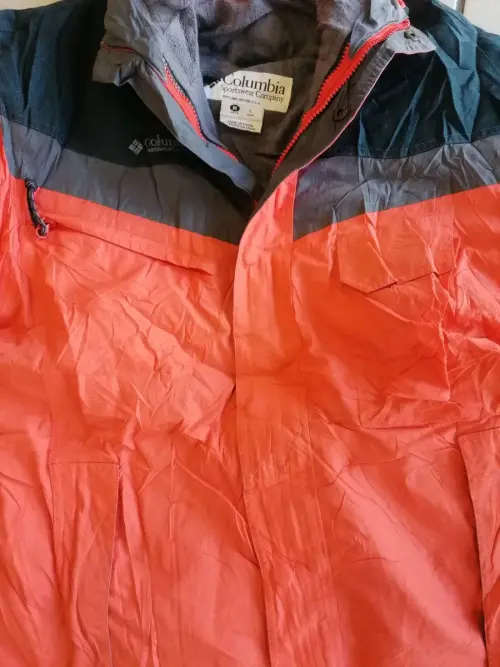 Rare Vintage Orange Columbia Windbreaker (men`s medium)