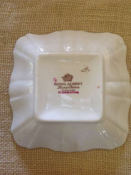 Awesome Royal Albert sweet dish. Florentine.