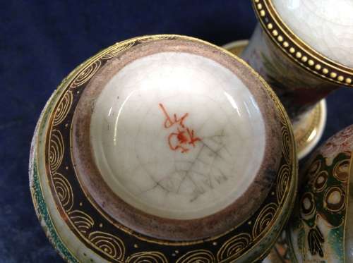 Vintage, 3 Beautiful Imari vases, amazing inlays.