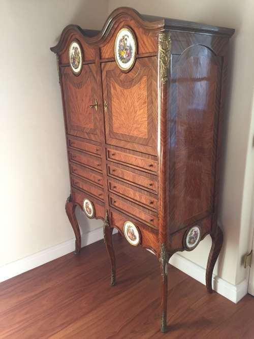 Collector's item: beautiful Louis XIV cabinet for sale