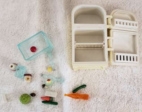 Sylvanian Family Lot of Used Items - House, Shop and various figures