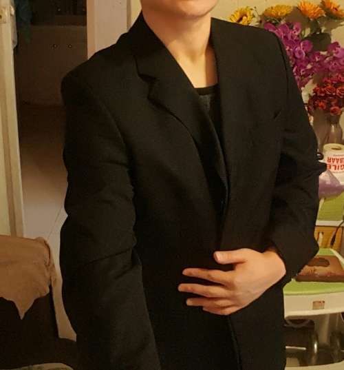 GIORGIO'S COLLECTIONS BLACK SUIT SIZE 36 *WORN ONCE TO A WEDDING* *HOME CLEARANCE SALE*