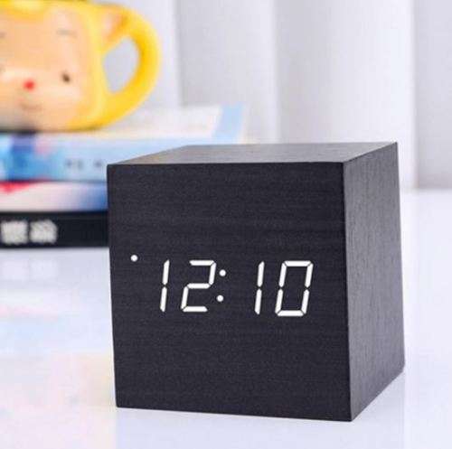 Voice-activated SQUARE Wooden Digital Alarm Clock - WOOD