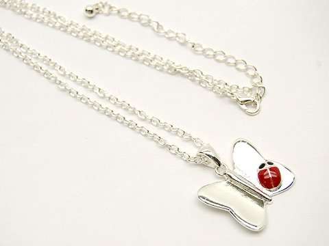 BEAUTIFUL BUTTERFLY PENDANT WITH LADY BUG