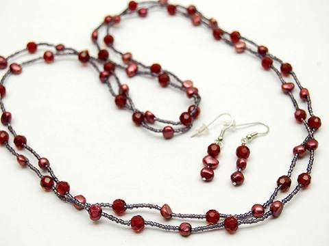 RUBY RED FRESHWATER PEARL AND GLASS BEAD NECKLACE AND EARRING SET