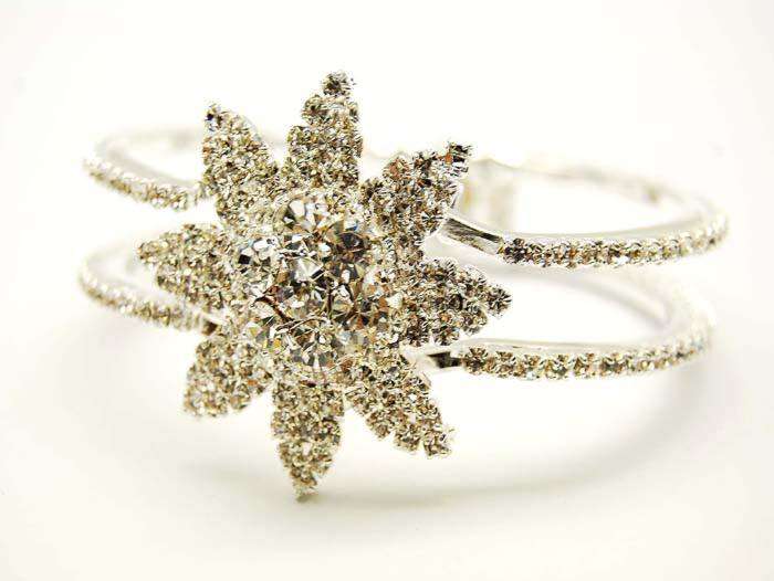 STUNNING fFAIRYTALE AUSTRIAN CRYSTAL BRACELET