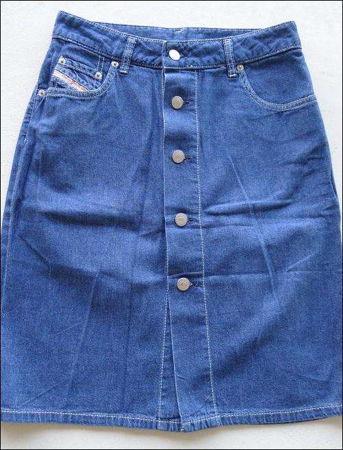 Diesel ladies size 27 denim skirt - Excellent used condition !