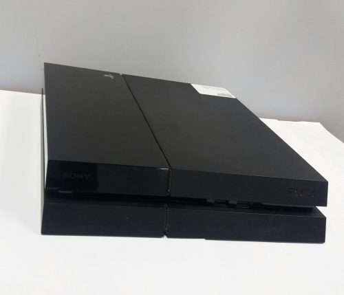 PlayStation 4 - 500GB Console