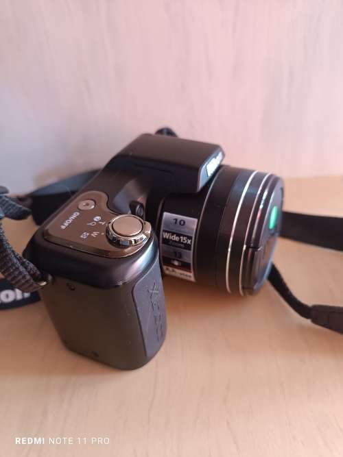 Nikon Coolpix - L100 - 10MP - 15 x zoom - Digital Camera