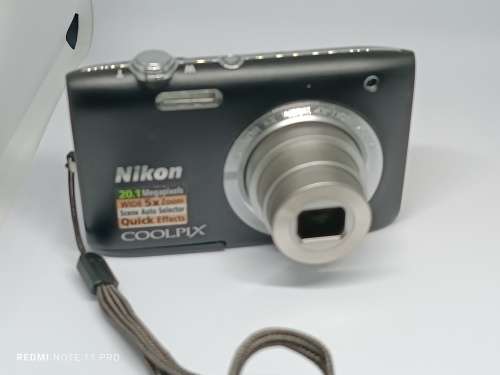 Nikon S2800 - 20.1MP - 5x Zoom - Digital Camera