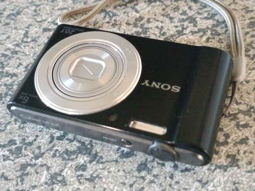 Sony DSC W810 - 20.1MP - 6x Zoom - Digital Camera