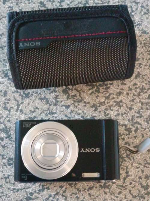 Sony DSC W810 - 20.1MP - 6x Zoom - Digital Camera