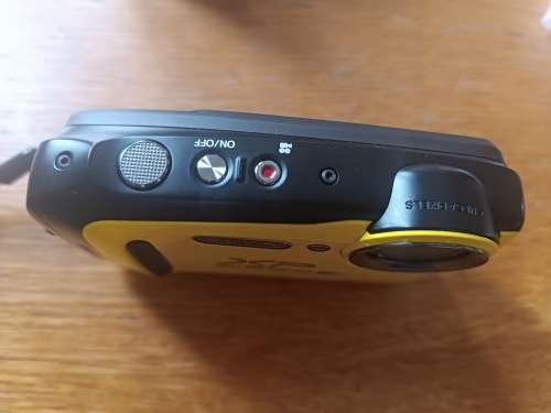 Fujifilm XP130 - 16MP - 5x Zoom - Underwater Digital Camera