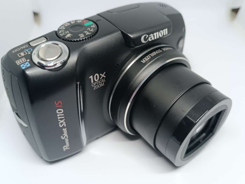 Canon POWERSHOT SX110iS - 9MP - 10x Zoom - Digital Camera