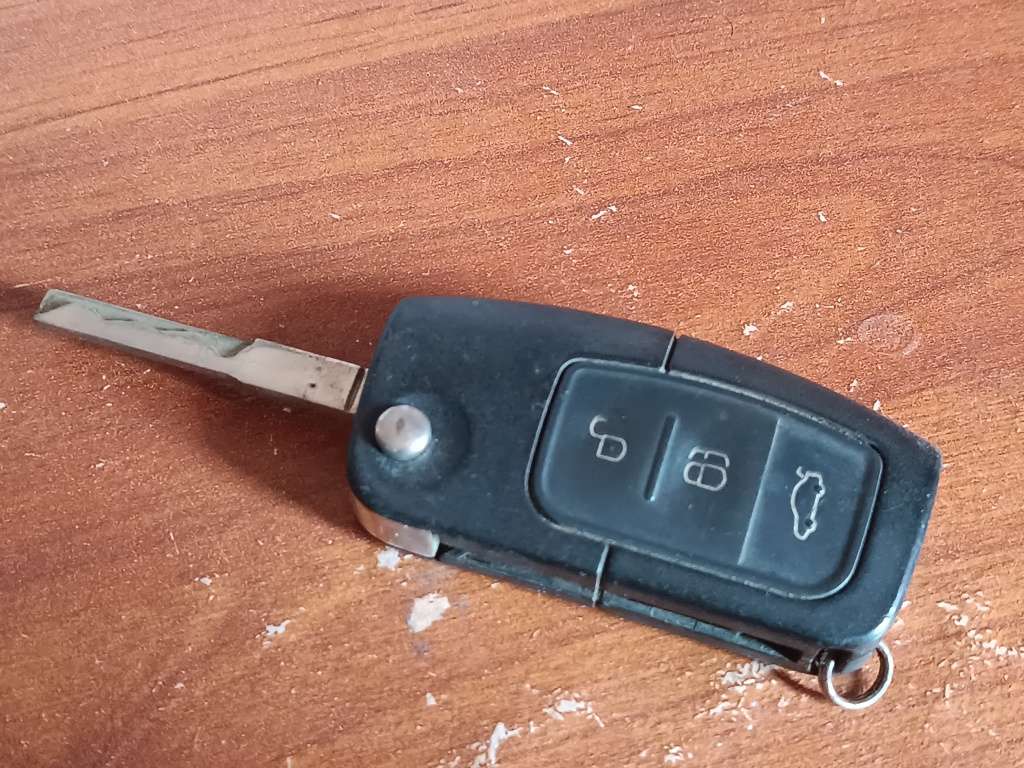Ford key