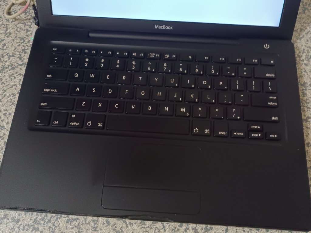 Apple Macbook (battery not holding power)