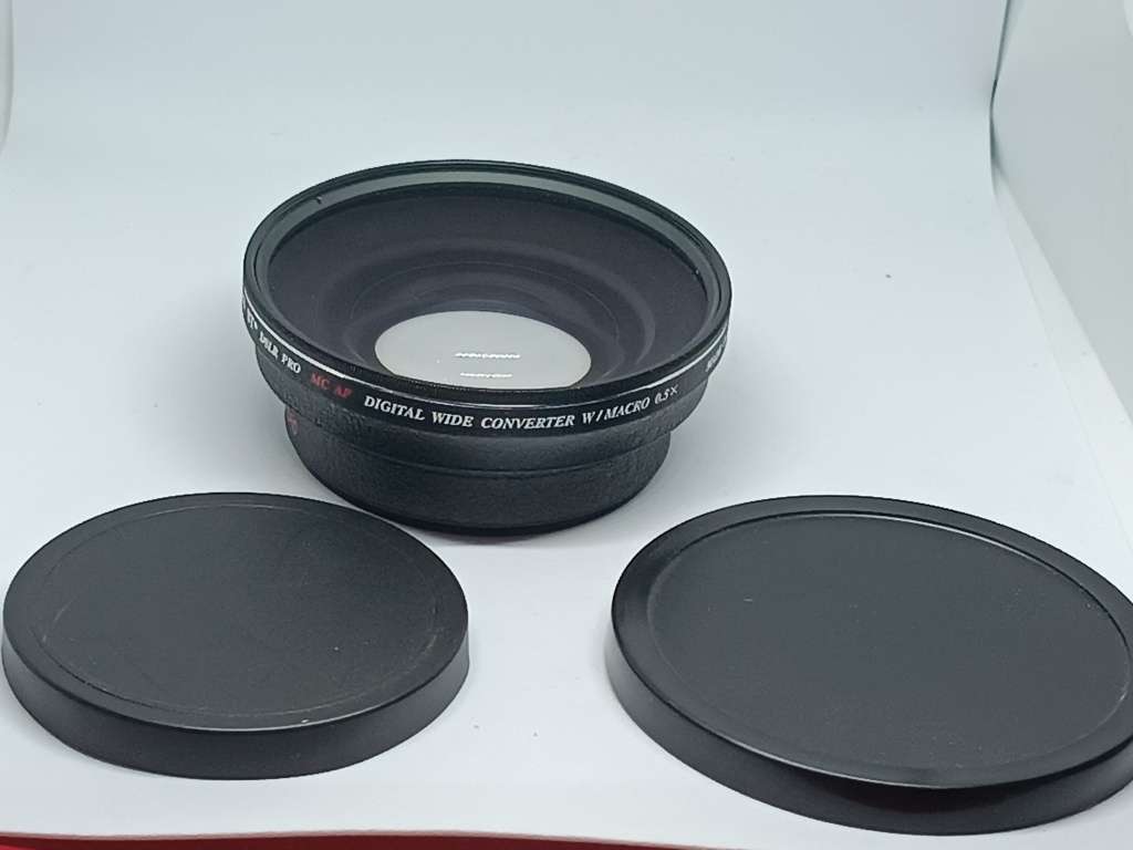 Carl`s ST DSLR Pro MC AF Digital Wide CONVERTER w/macro 0.5x