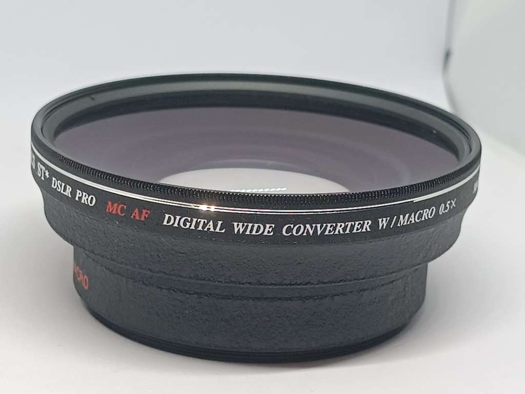 Carl`s ST DSLR Pro MC AF Digital Wide CONVERTER w/macro 0.5x