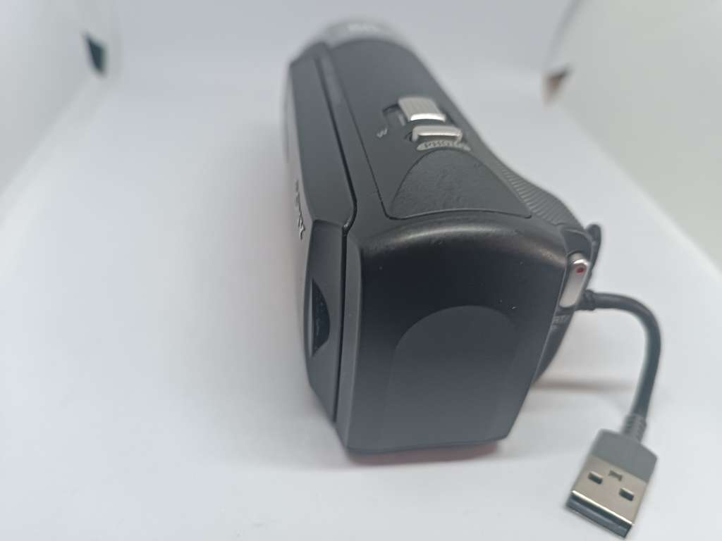 Sony HDR-CX405 HD Handycam - 30x Optical Zoom - Digital Handycam