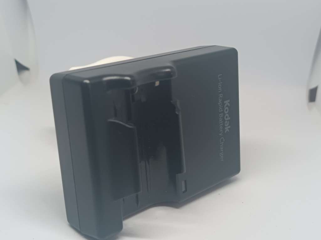 Kodak Z1012 IS - 10.1MP - 12x Zoom - Digital Camera