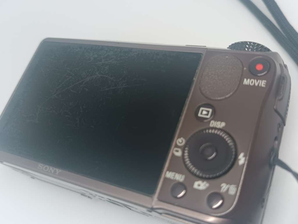 Sony DSC-HX30V - 18.2MP - 20x Zoom - Wifi Digital Camera