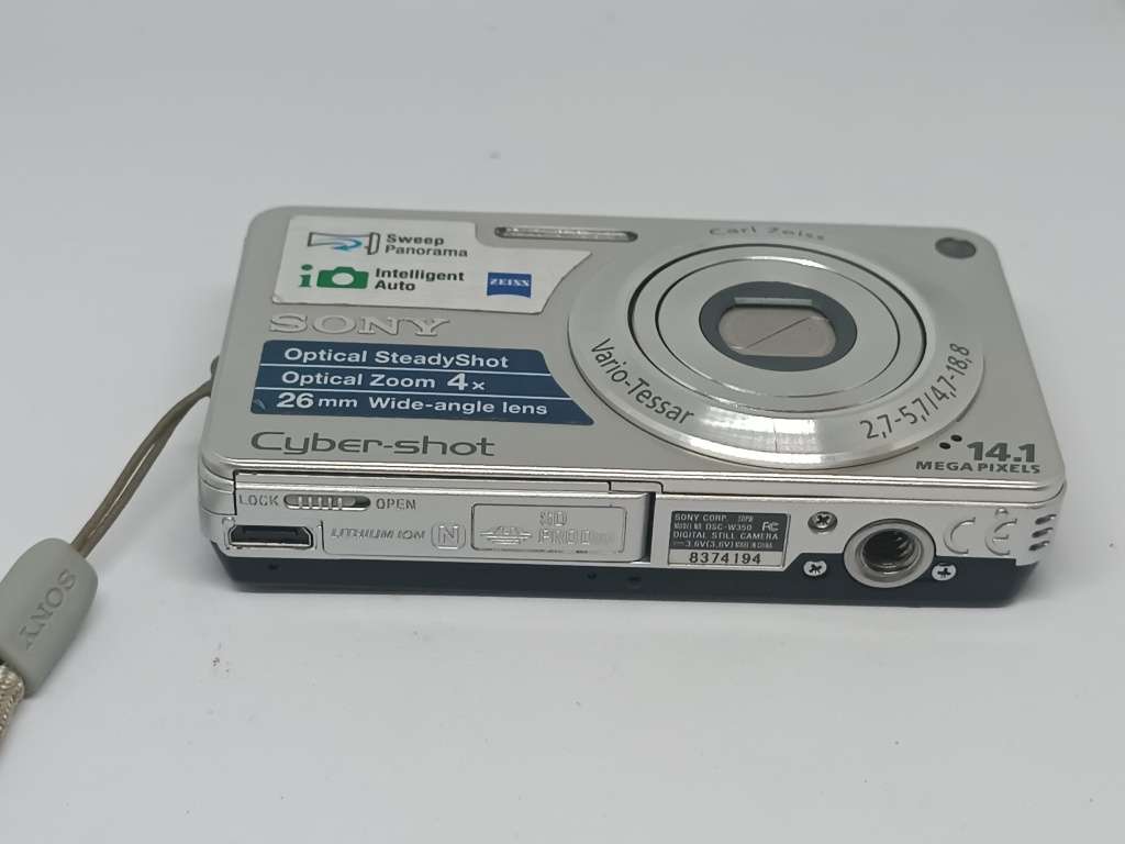Sony Cyber-Shot DSC W350 - 14.1MP - 4x Zoom - Digital Camera