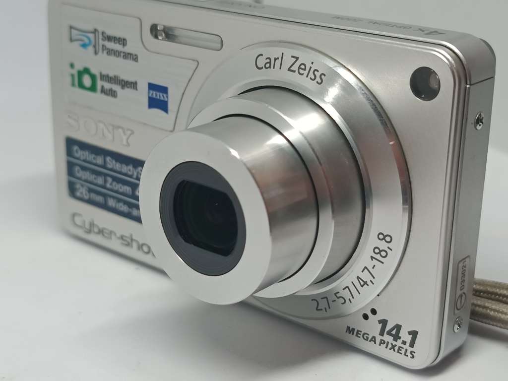 Sony Cyber-Shot DSC W350 - 14.1MP - 4x Zoom - Digital Camera