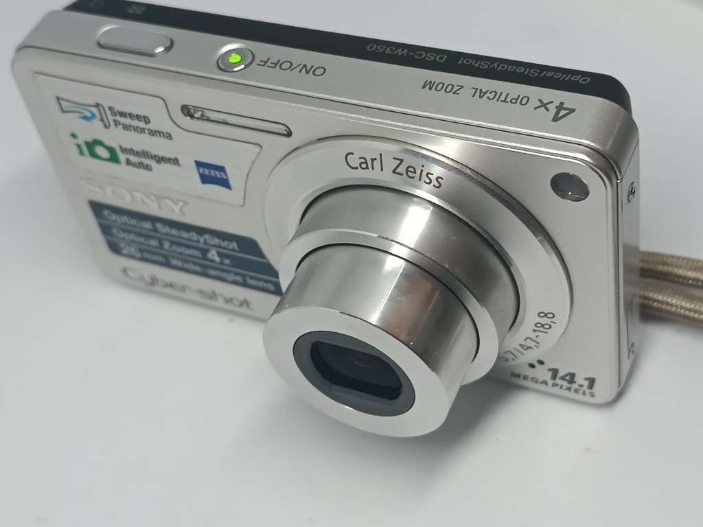 Sony Cyber-Shot DSC W350 - 14.1MP - 4x Zoom - Digital Camera