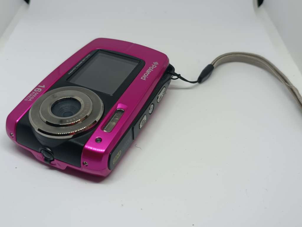 Polaroid DC-045 (Pink) - 16MP - 4x Zoom - Dual Screen Underwater Digital Camera