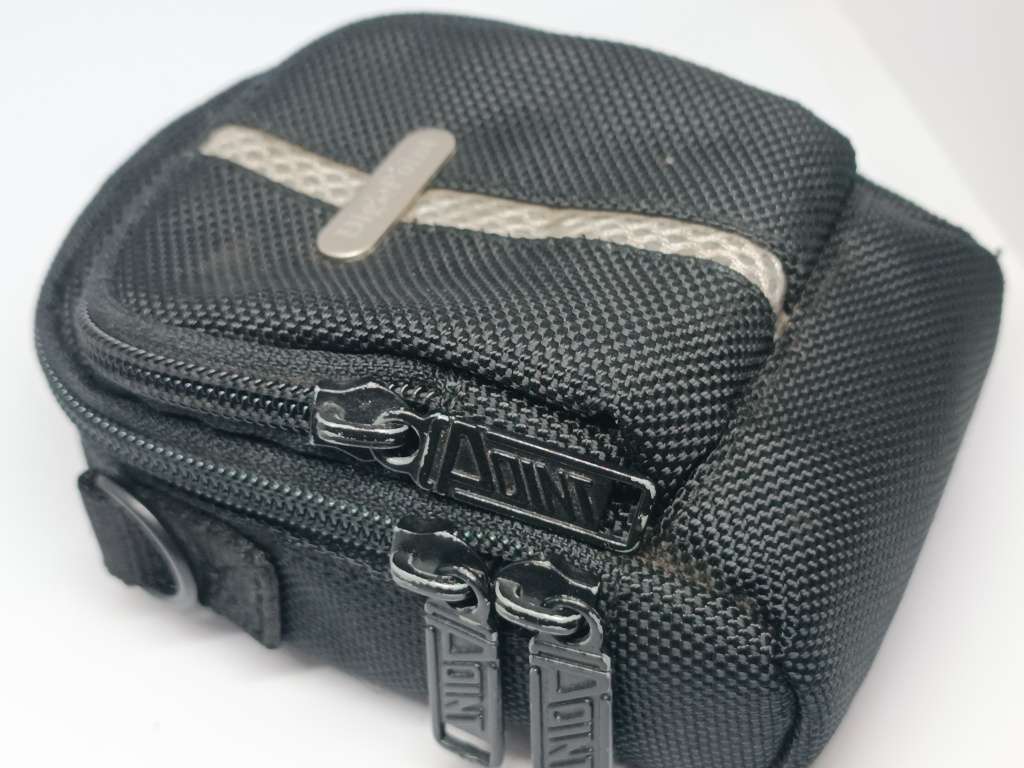 Polaroid DC-045 (Pink) - 16MP - 4x Zoom - Dual Screen Underwater Digital Camera