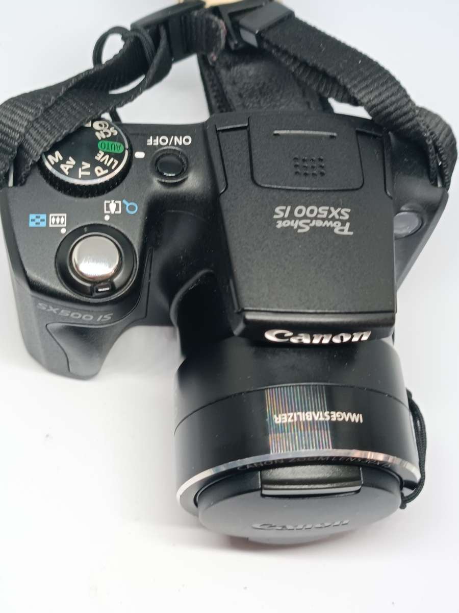 Canon POWERSHOT SX500iS - 16MP - 30x Zoom - Digital Camera