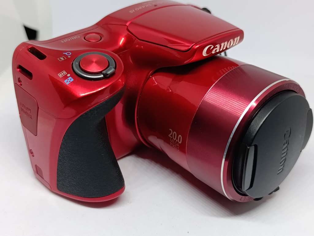 Canon POWERSHOT SX420iS - 20MP - 42x Zoom - Digital Camera (WiFi)