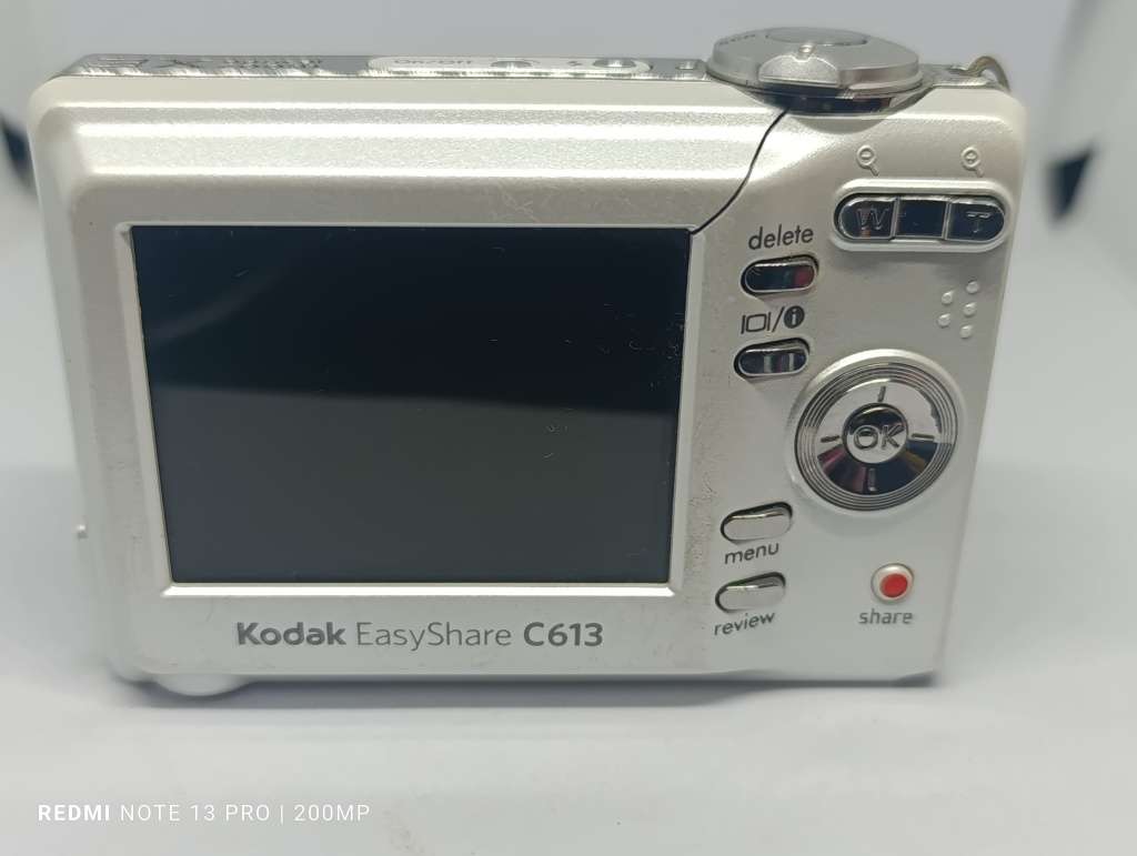 Kodak EasyShare C613 - 6.1MP - 3x Zoom - Digital Camera