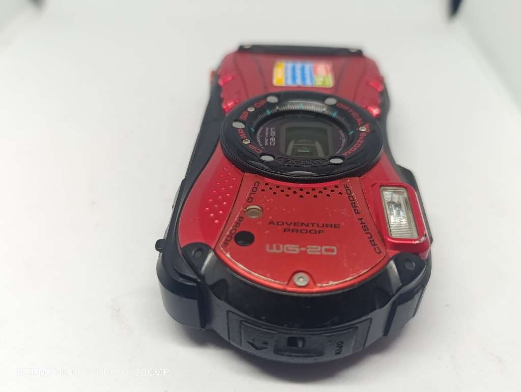 Ricoh WG-20 - 14MP - 5x Zoom - Waterproof Digital Camera