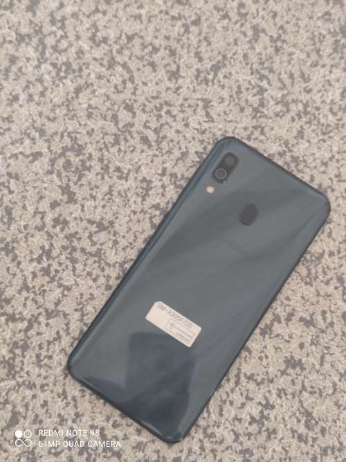 SAMSUNG A30 64GB DUAL SIM - BLACK