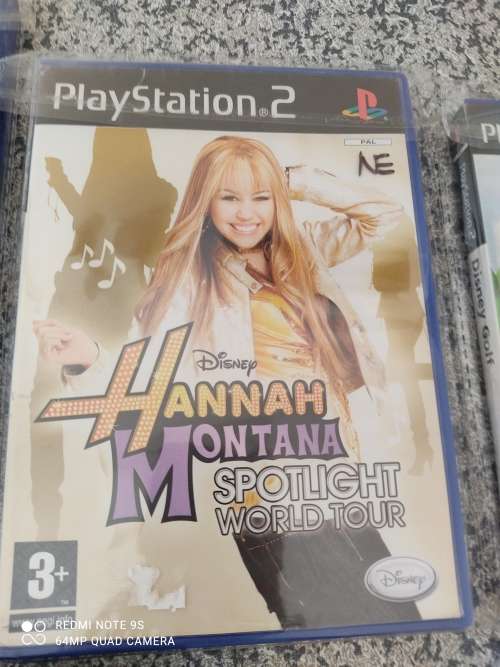 PS2 CONSOLE + 2 CONTROLLERS + 5 GAMES