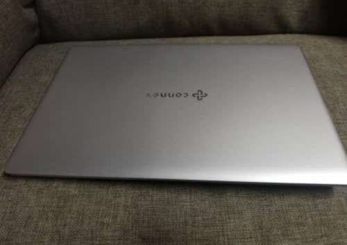 CONNEX SWIFTBOOK LIKE NEW ALMOST.