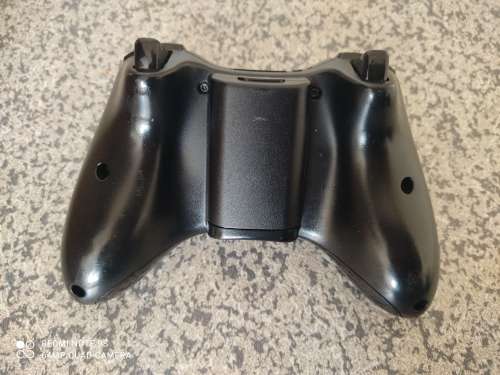 XBOX 360 WIRELESS CONTROLLER