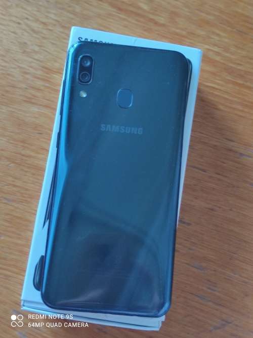 SAMSUNG A30 64GB wifi not working