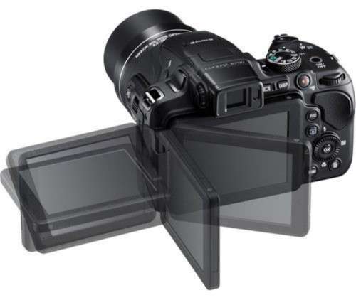 Nikon Coolpix B700
