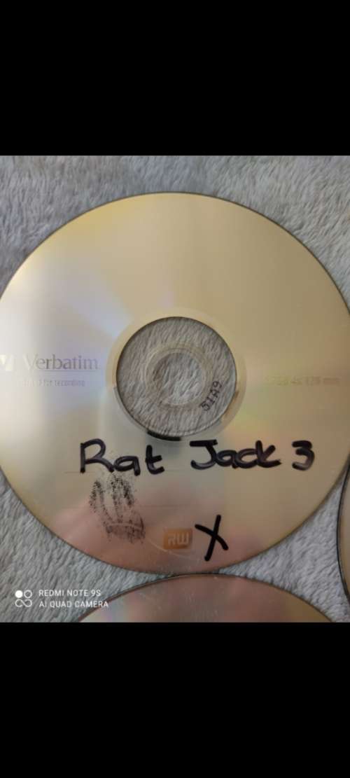 PS2 CHIPPED CONSOLE WITH 13 GAMES!! DON'T MISS OUT ON THIS ONE!!!!!*******