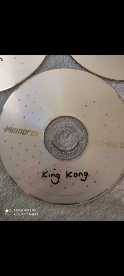 PS2 CHIPPED CONSOLE WITH 13 GAMES!! DON'T MISS OUT ON THIS ONE!!!!!*******